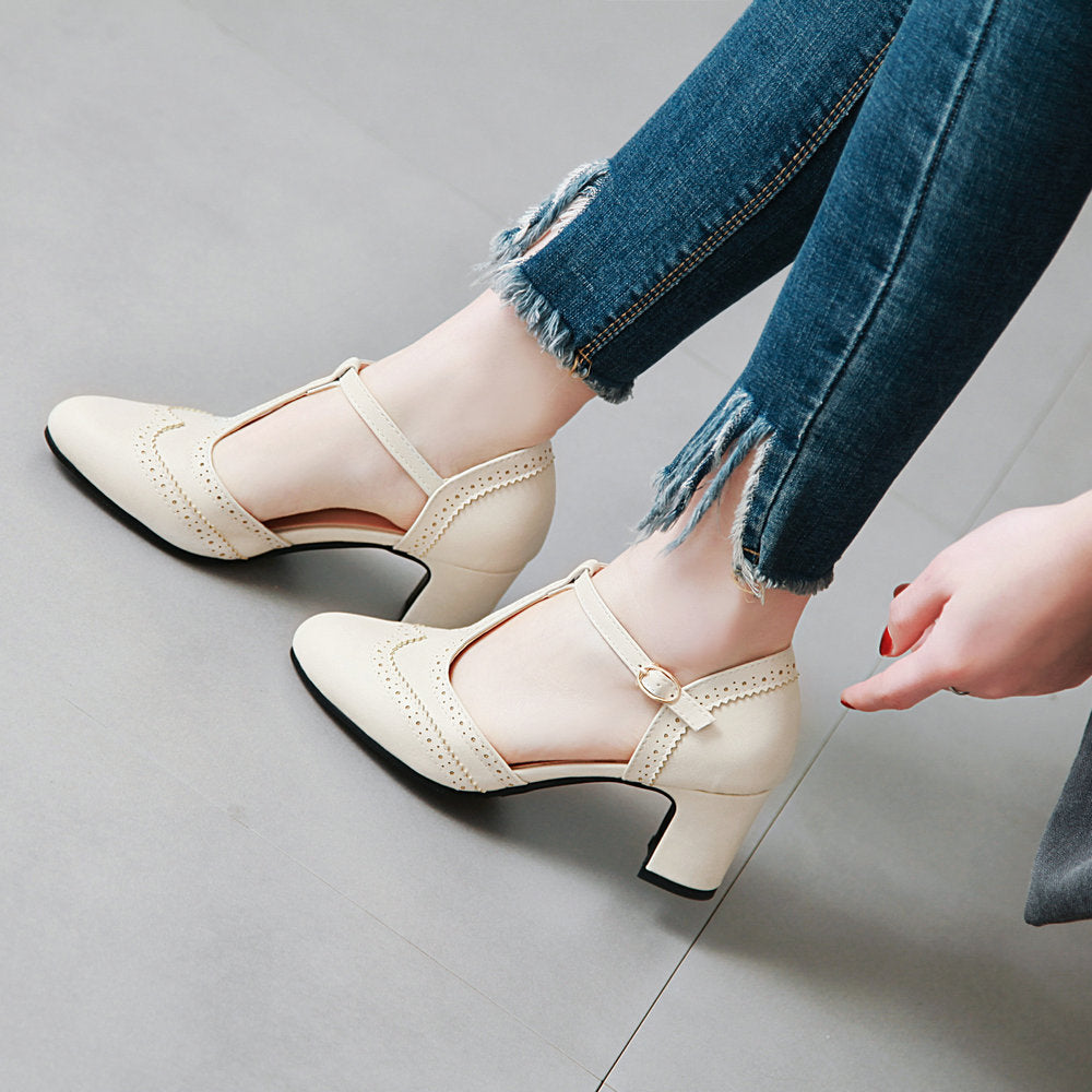 Chunky All Match Medium Heel High Pumps