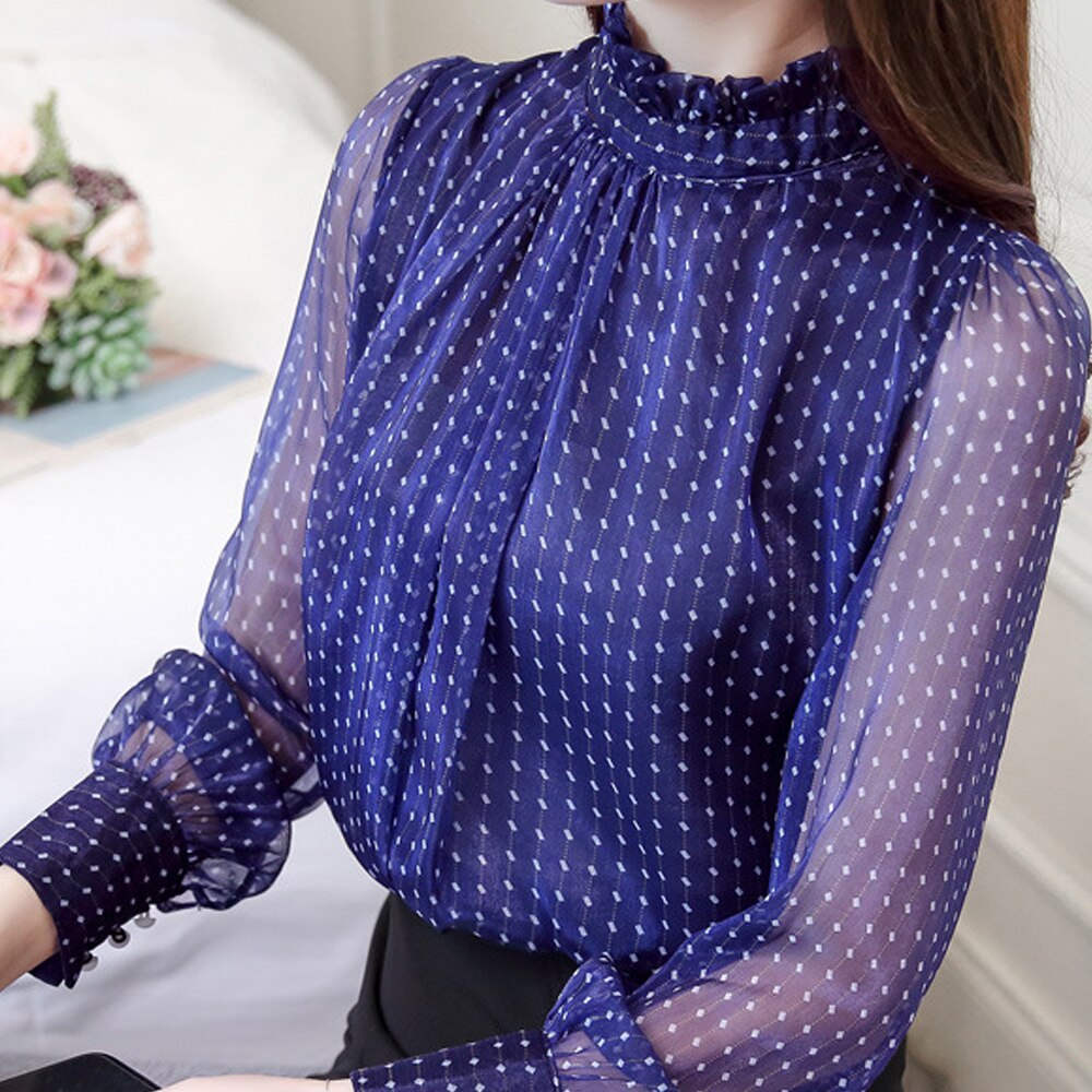 Ladies polka dot lace bottoming shirt