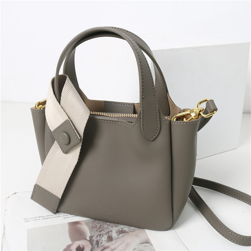 Women's Fashionable And Versatile Cowhide Crossbody Shoulder Bag