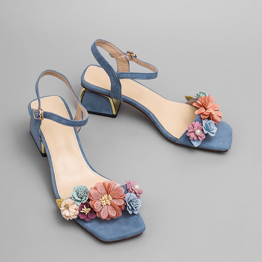 Women's Fashion Summer New Mid Heel Retro Flower Sandals